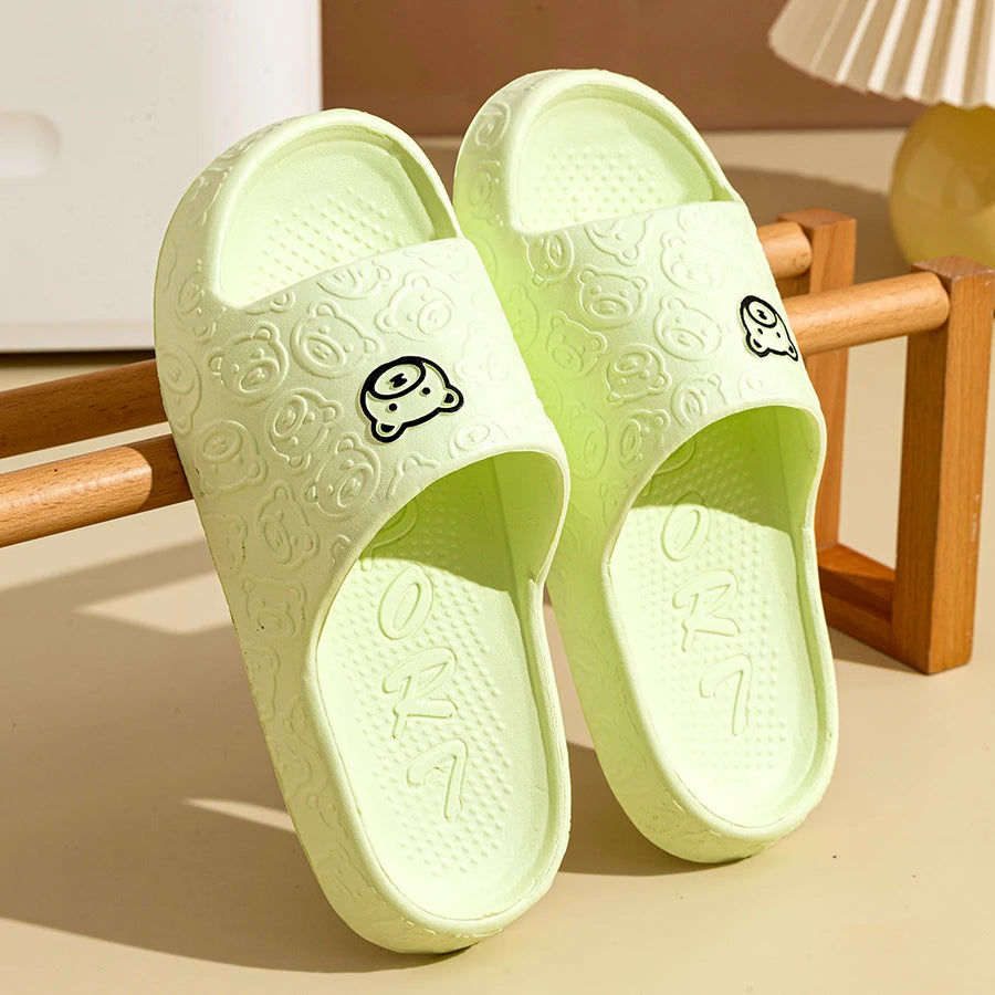 Unisex Summer Slippers – Soft, Non-Slip Bear Print Sandals for Indoor & Dormitory Use