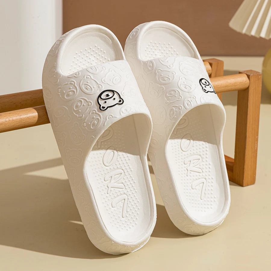 Unisex Summer Slippers – Soft, Non-Slip Bear Print Sandals for Indoor & Dormitory Use